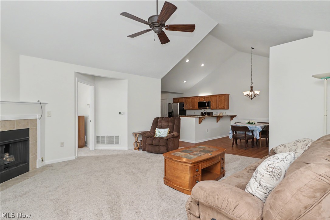 1302 Bridgewater Way N Property Photo 8