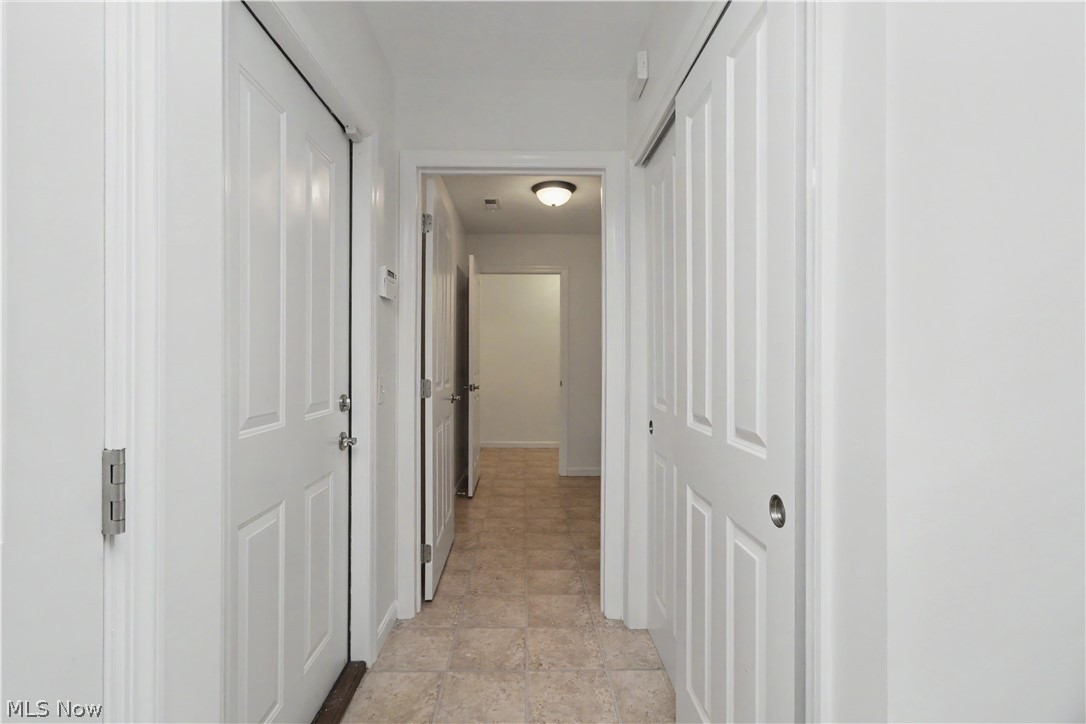 1302 Bridgewater Way N Property Photo 13