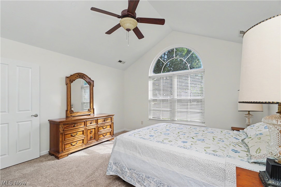 1302 Bridgewater Way N Property Photo 14