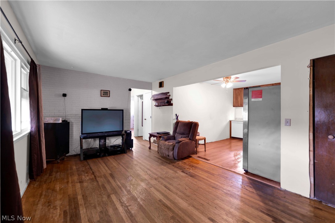 567 Walnut Street Property Photo 6