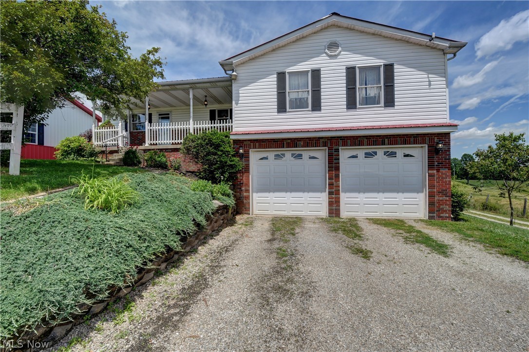 39780 State Route 800 Property Photo 1