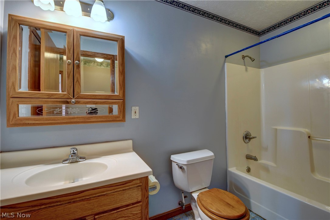 39780 State Route 800 Property Photo 19