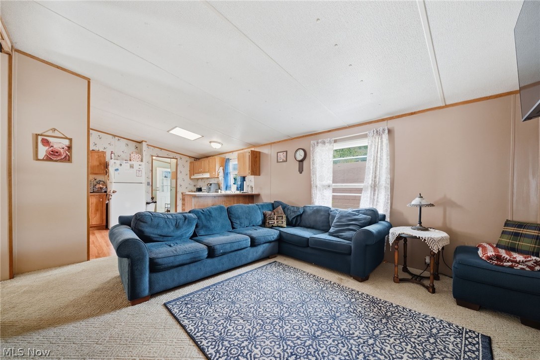 4534 Lake Road E 23 Property Photo 4