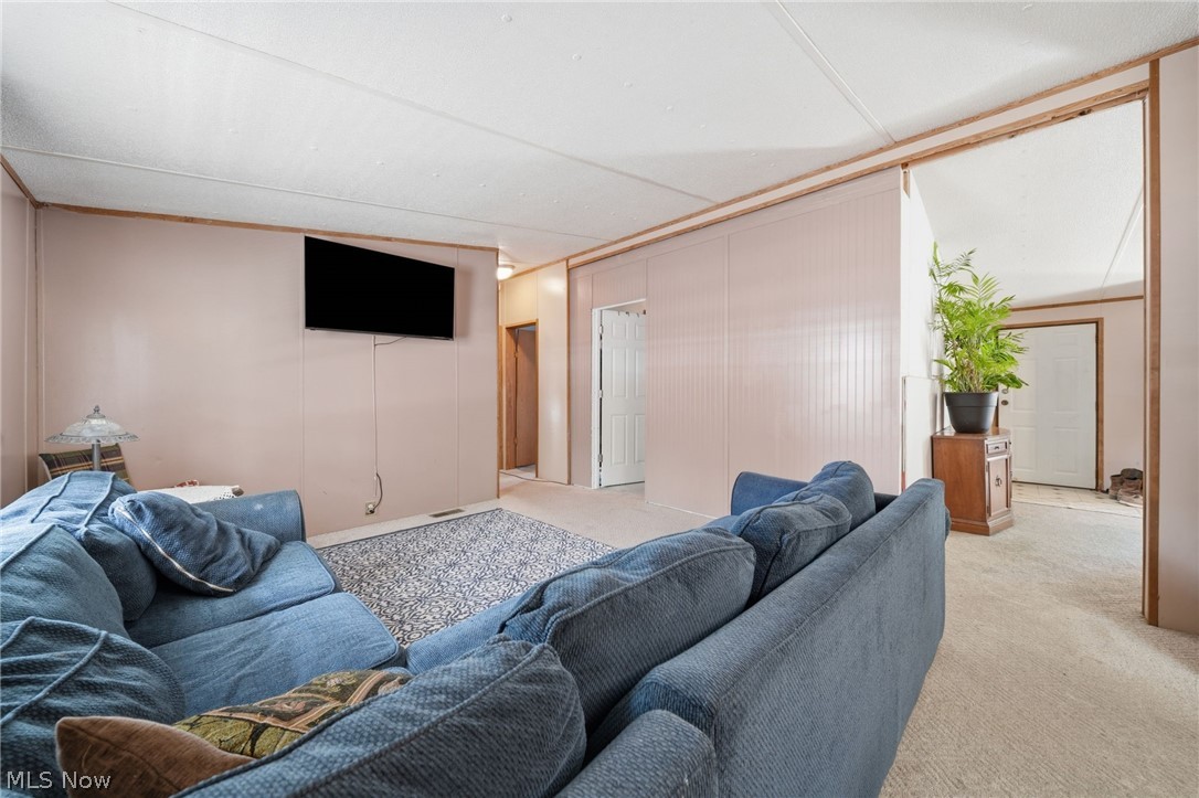 4534 Lake Road E 23 Property Photo 6