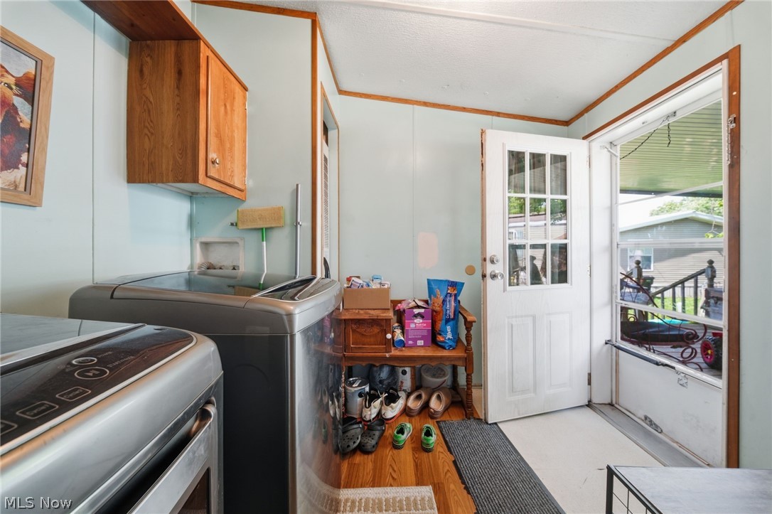 4534 Lake Road E 23 Property Photo 13