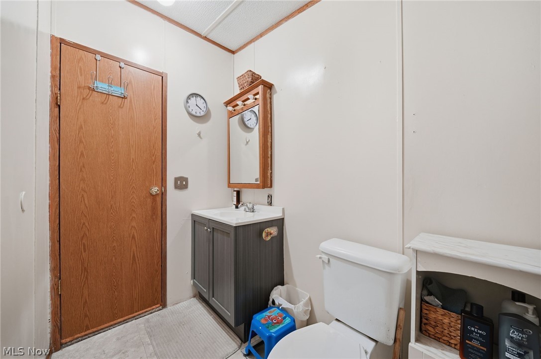 4534 Lake Road E 23 Property Photo 16