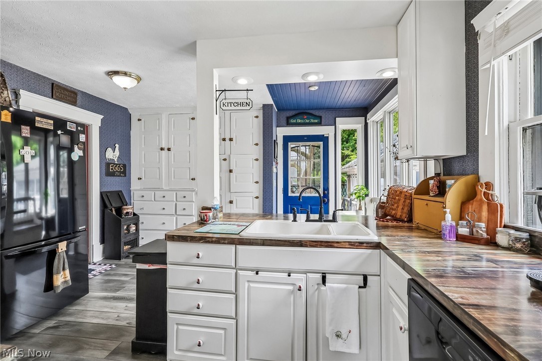 402 Bank Street Property Photo 19