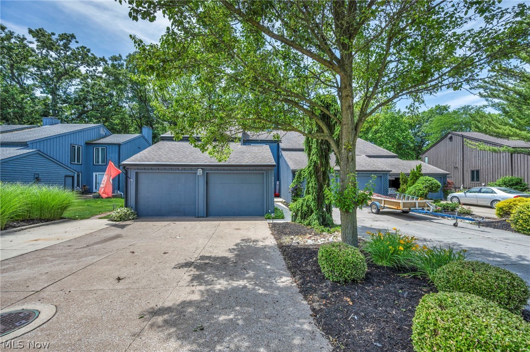 3931 Hilltop Drive Property Photo 4