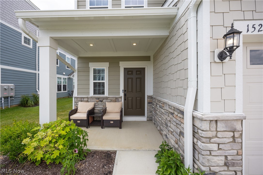 152 Lake Balaton Drive Property Photo 3