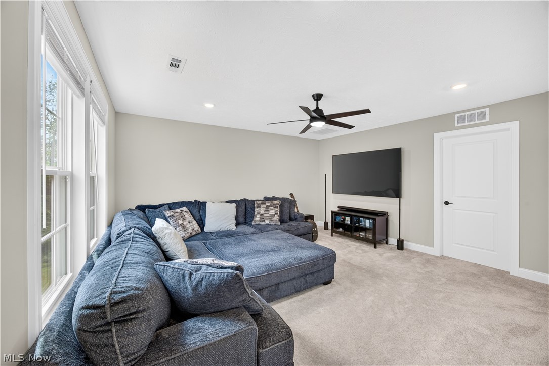 152 Lake Balaton Drive Property Photo 32