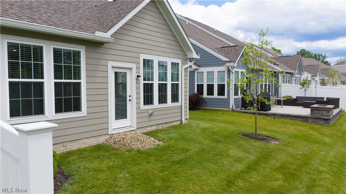 152 Lake Balaton Drive Property Photo 42