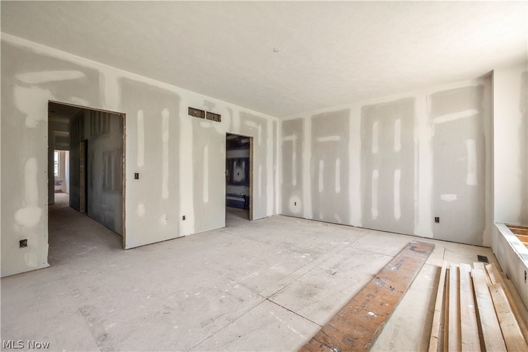280 Cider Mill Property Photo 13