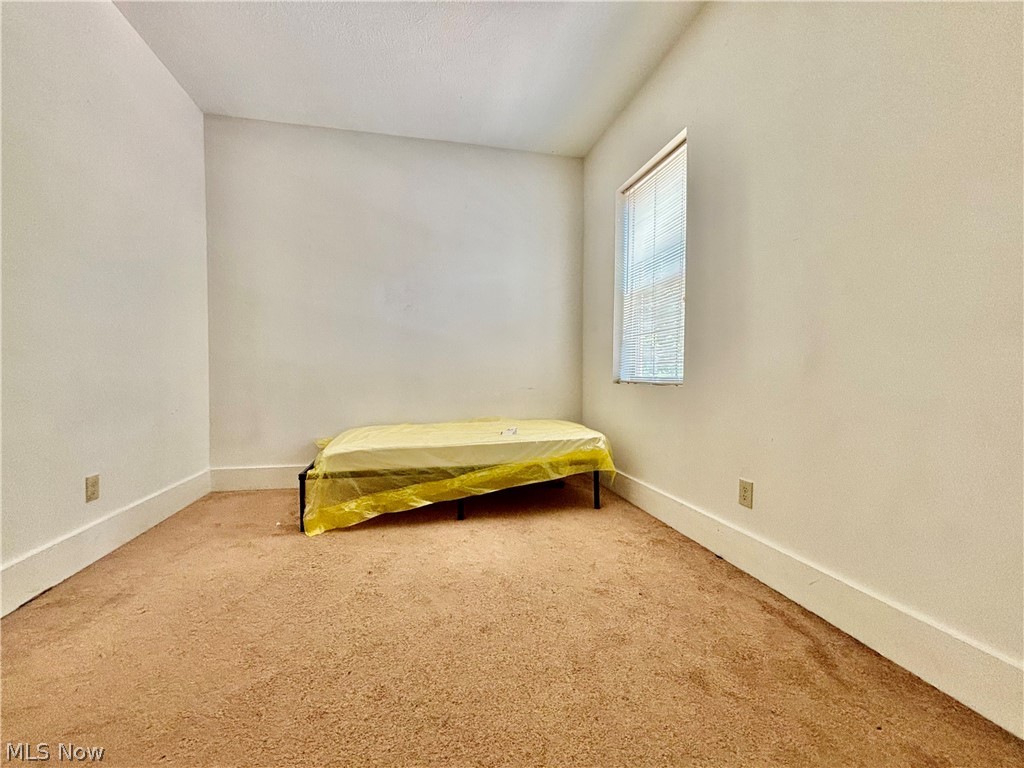 512 E Buchtel Avenue Property Photo 18