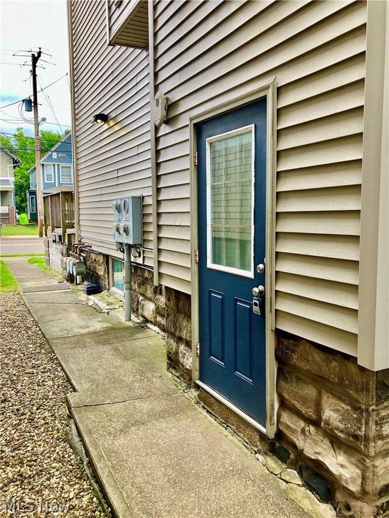 512 E Buchtel Avenue Property Photo 19