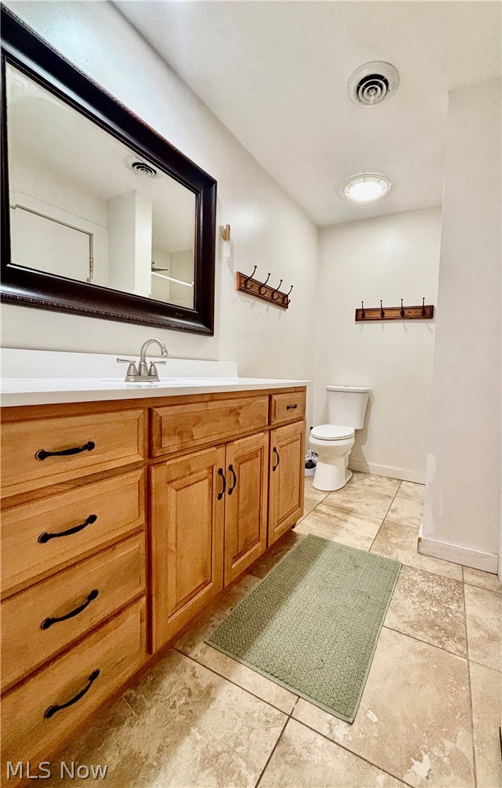 512 E Buchtel Avenue Property Photo 29