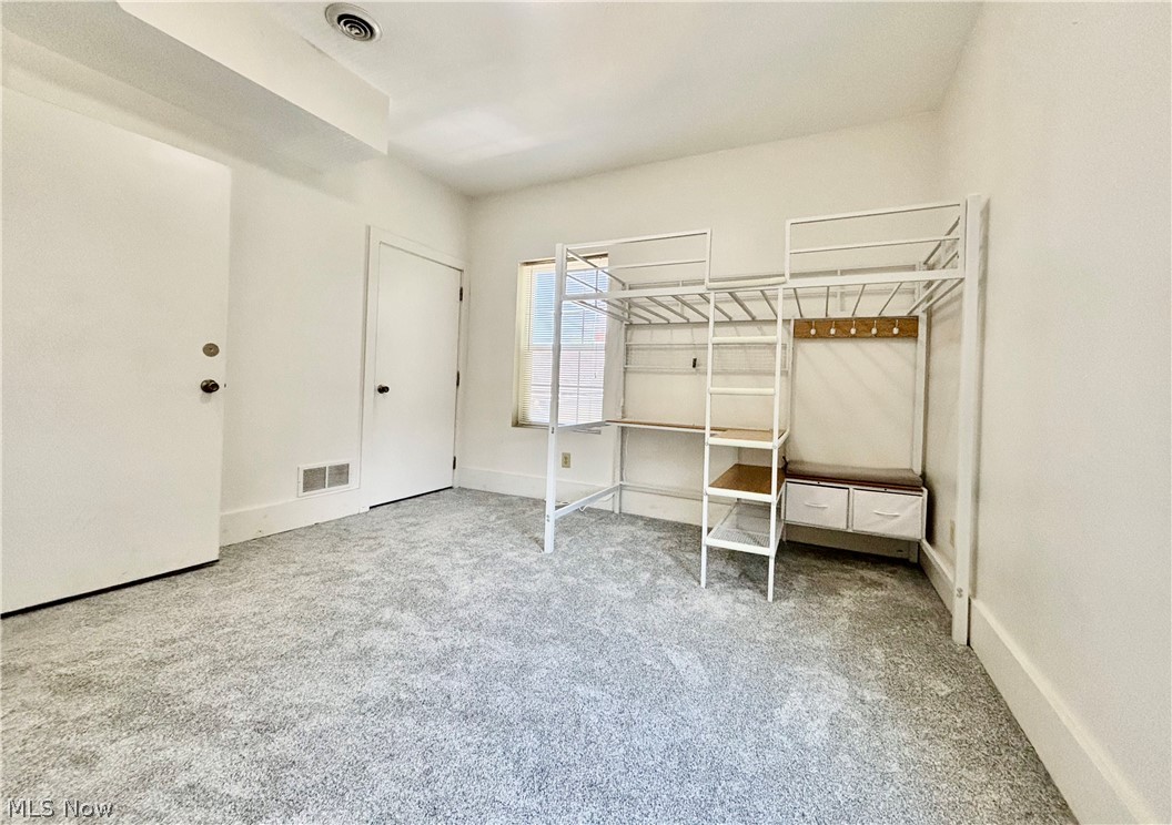 512 E Buchtel Avenue Property Photo 32