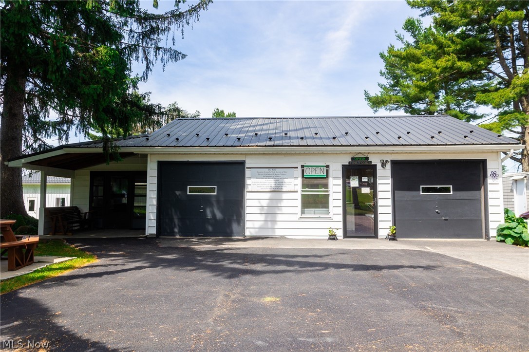 7939 Orangeville Kinsman Road Property Photo 45