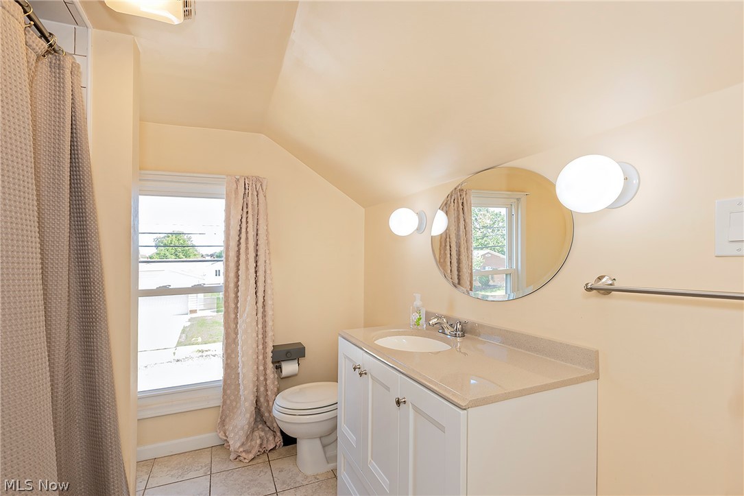 1649 Gilbert Drive Property Photo 22