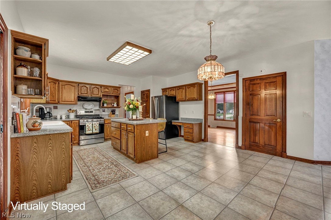 342 Woodbridge Glen Property Photo 16