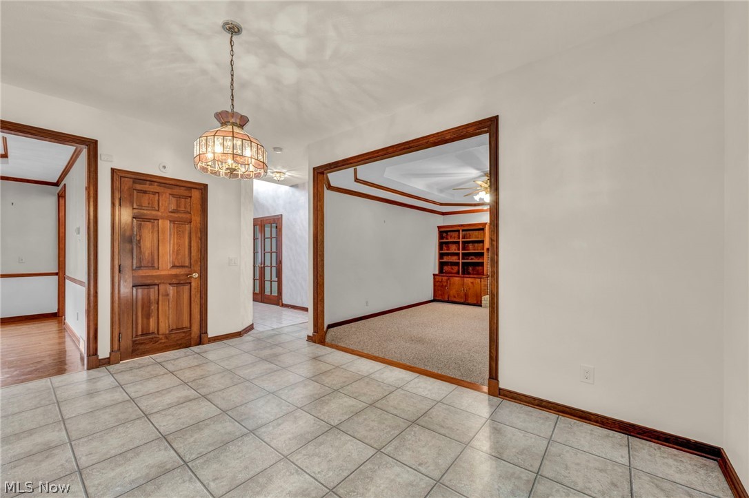 342 Woodbridge Glen Property Photo 18