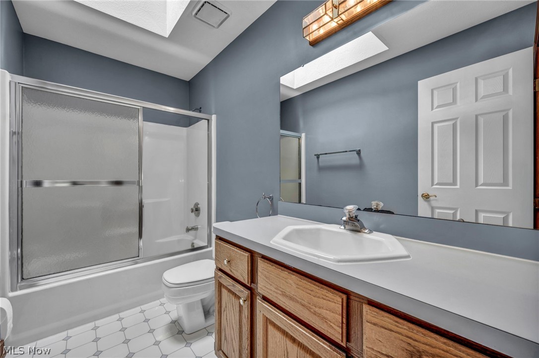 342 Woodbridge Glen Property Photo 32