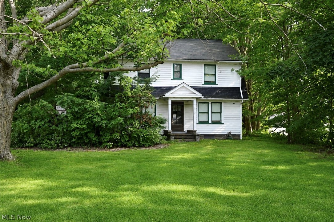 9030 Lake Shore Boulevard Property Photo 1