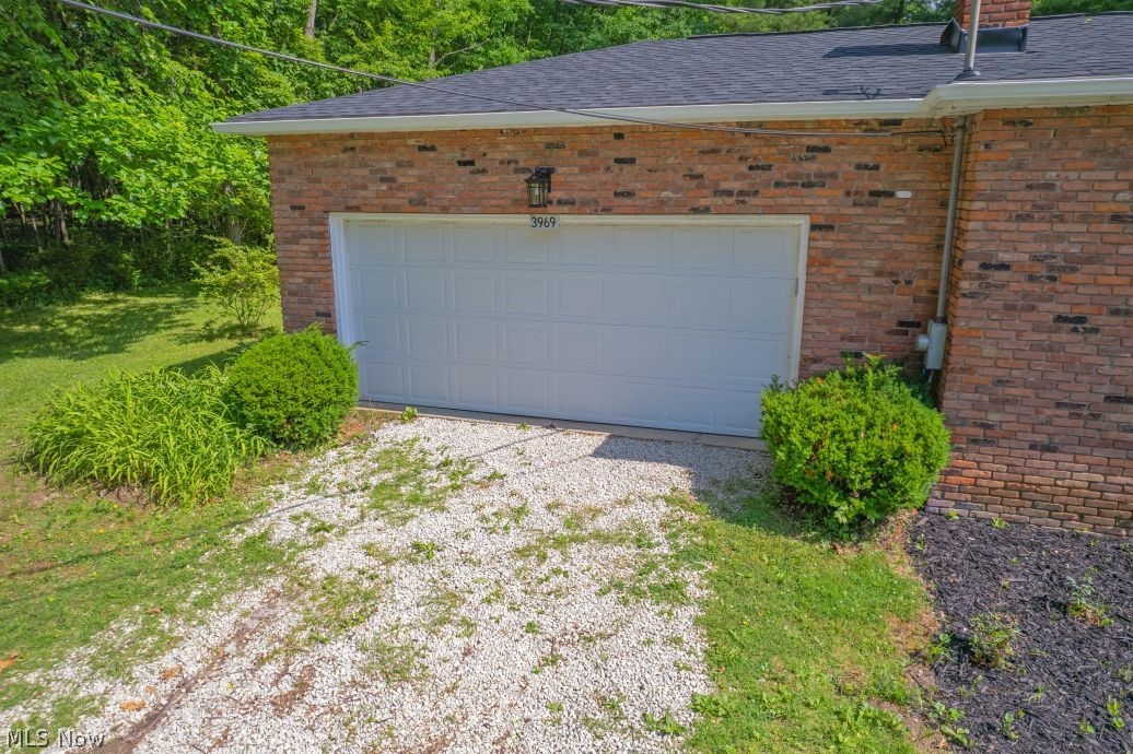 3969 Lynn Road Property Photo 6