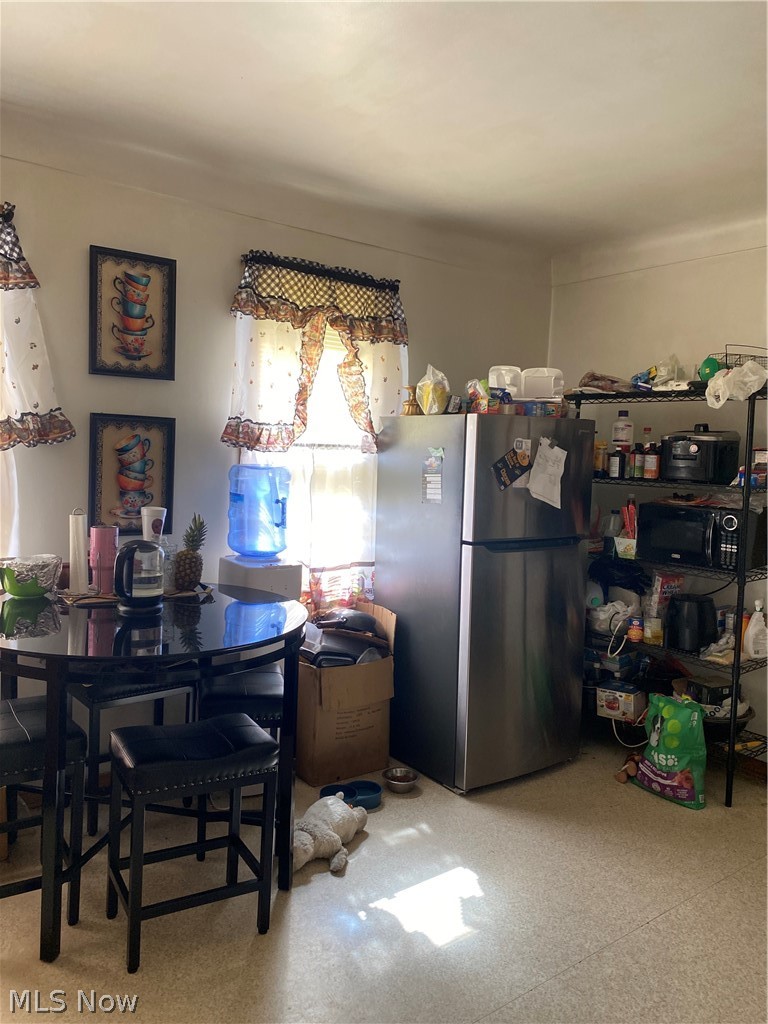 6622 Lansing Property Photo 5