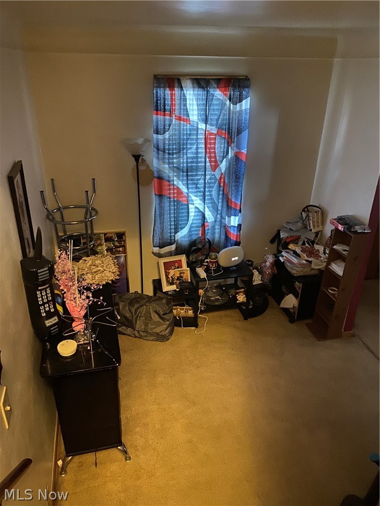 6622 Lansing Property Photo 8