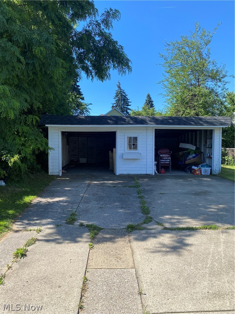 6622 Lansing Property Photo 28