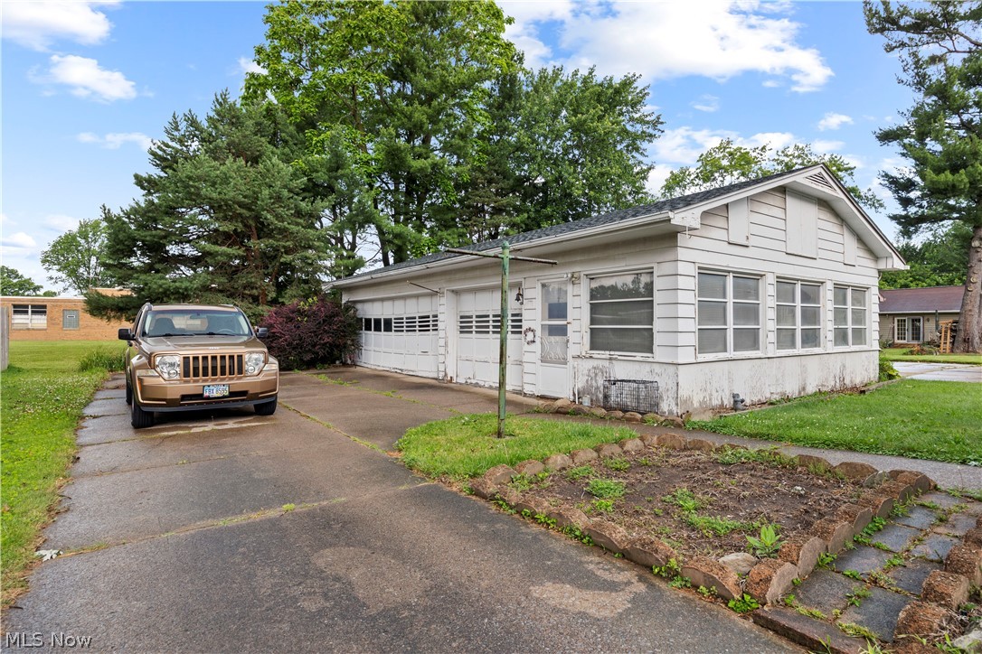 406 Root Road Property Photo 35