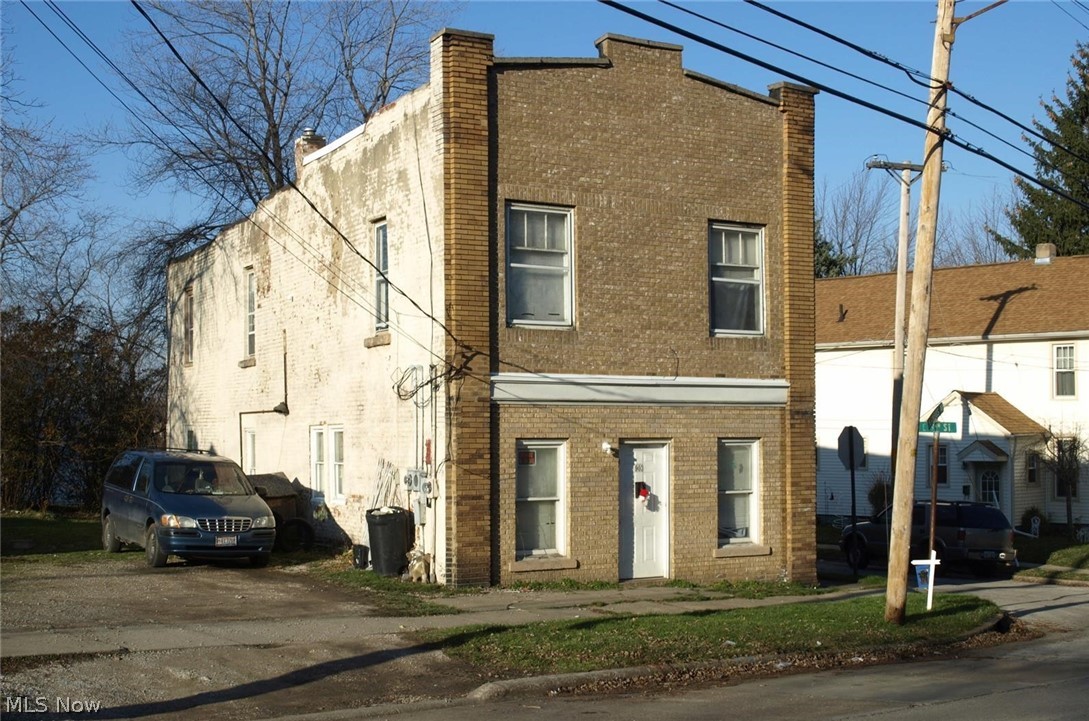 903 Columbus Avenue Property Photo 1