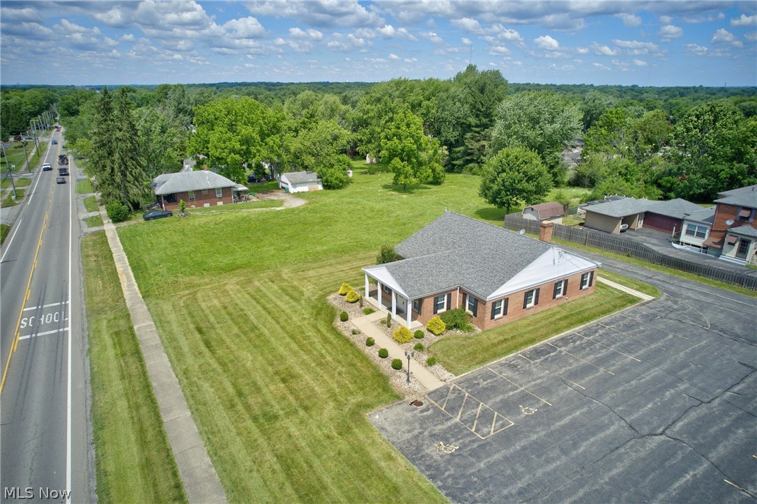 2894 Center Road Property Photo 39