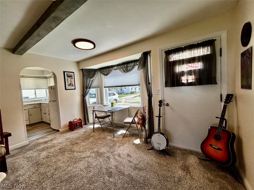 811 Leonard Avenue Property Photo 6