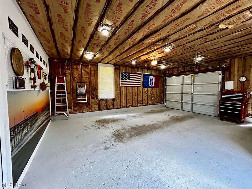 811 Leonard Avenue Property Photo 23