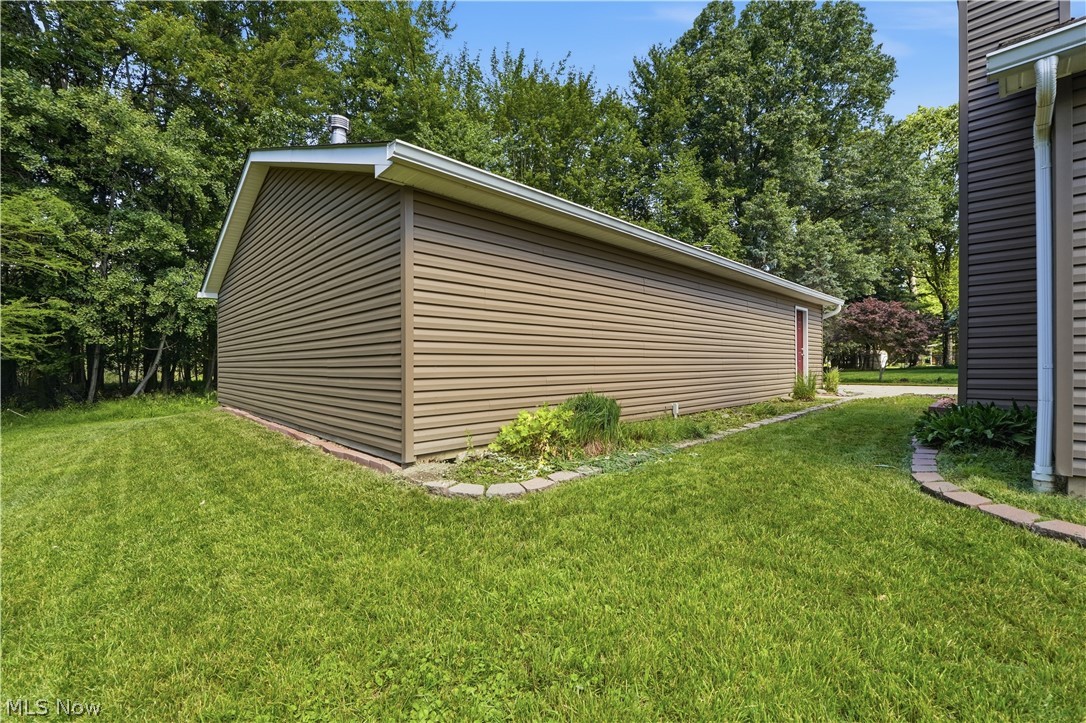 10490 Maryland Street Property Photo 5