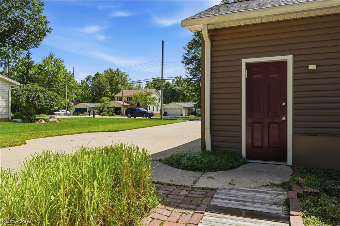 10490 Maryland Street Property Photo 7