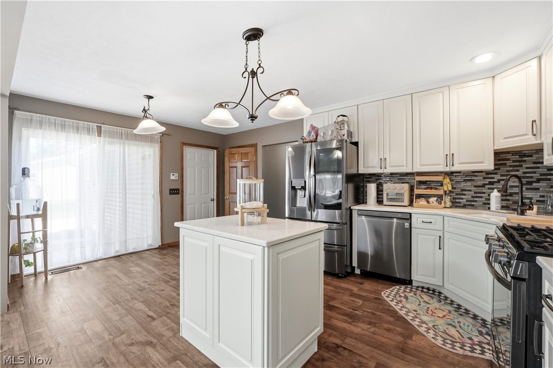 10490 Maryland Street Property Photo 13