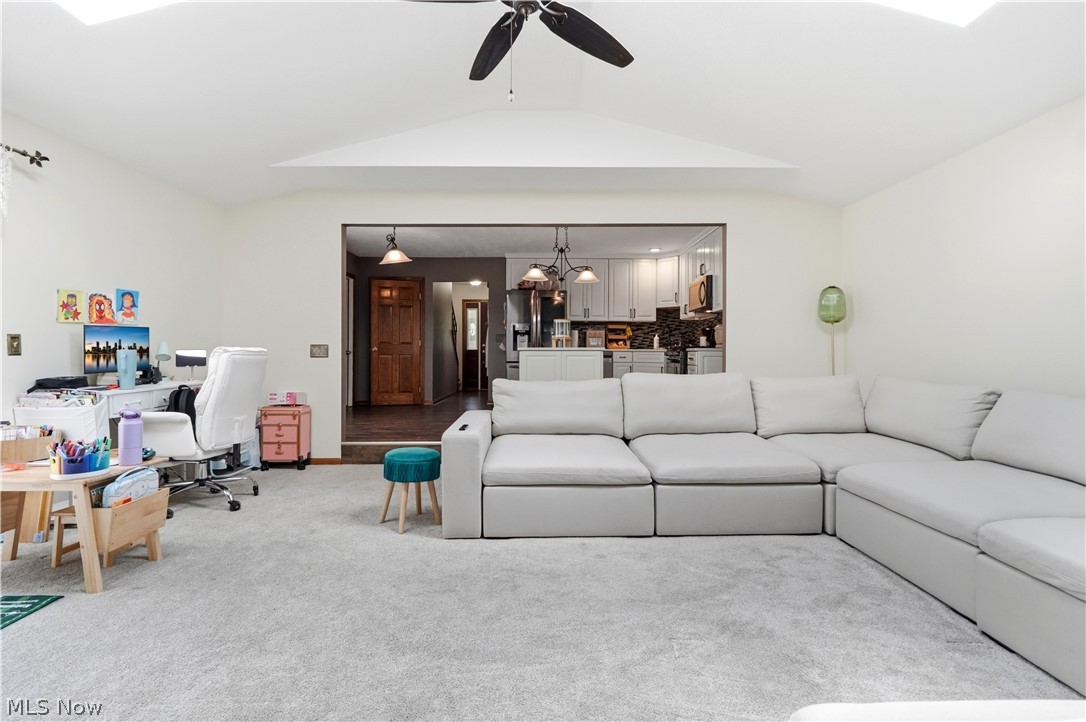 10490 Maryland Street Property Photo 19