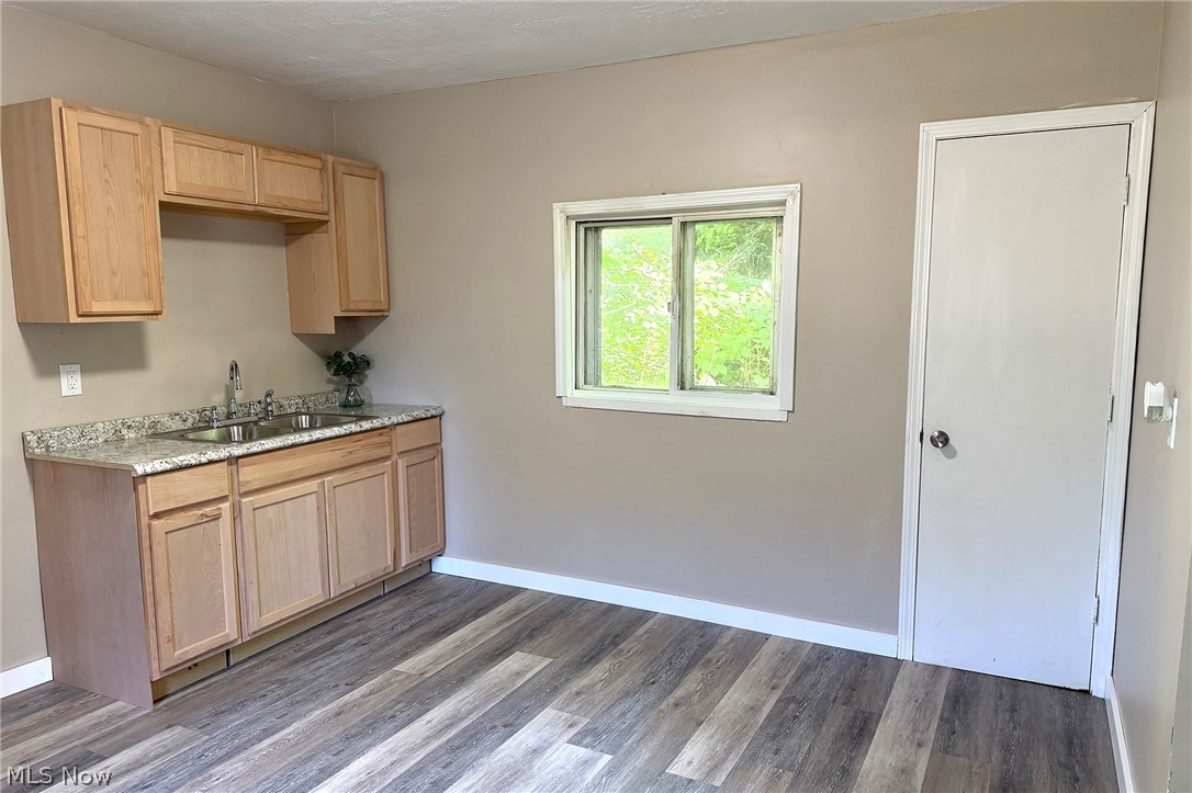 318 Joseph Avenue Property Photo 8