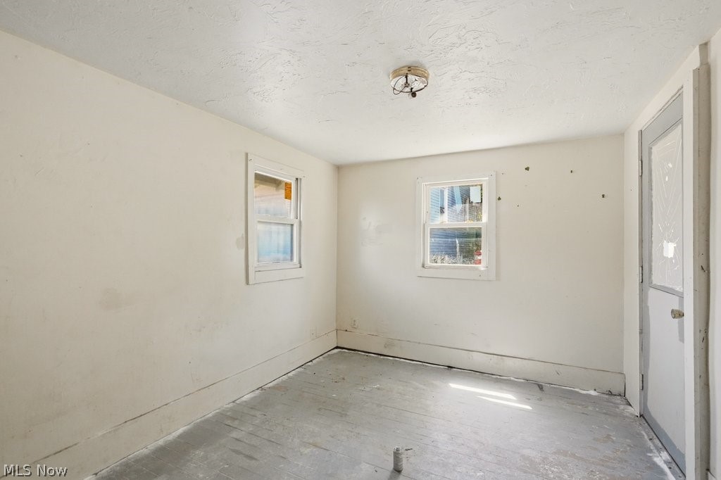 1920 Manchester Road Property Photo 9