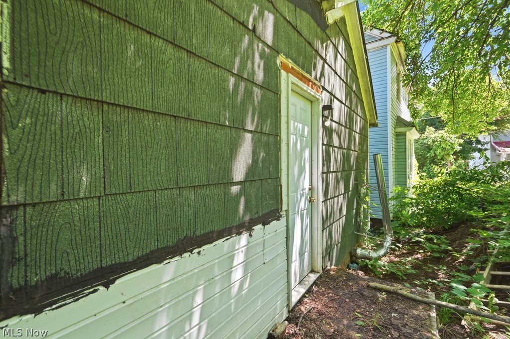 1920 Manchester Road Property Photo 11