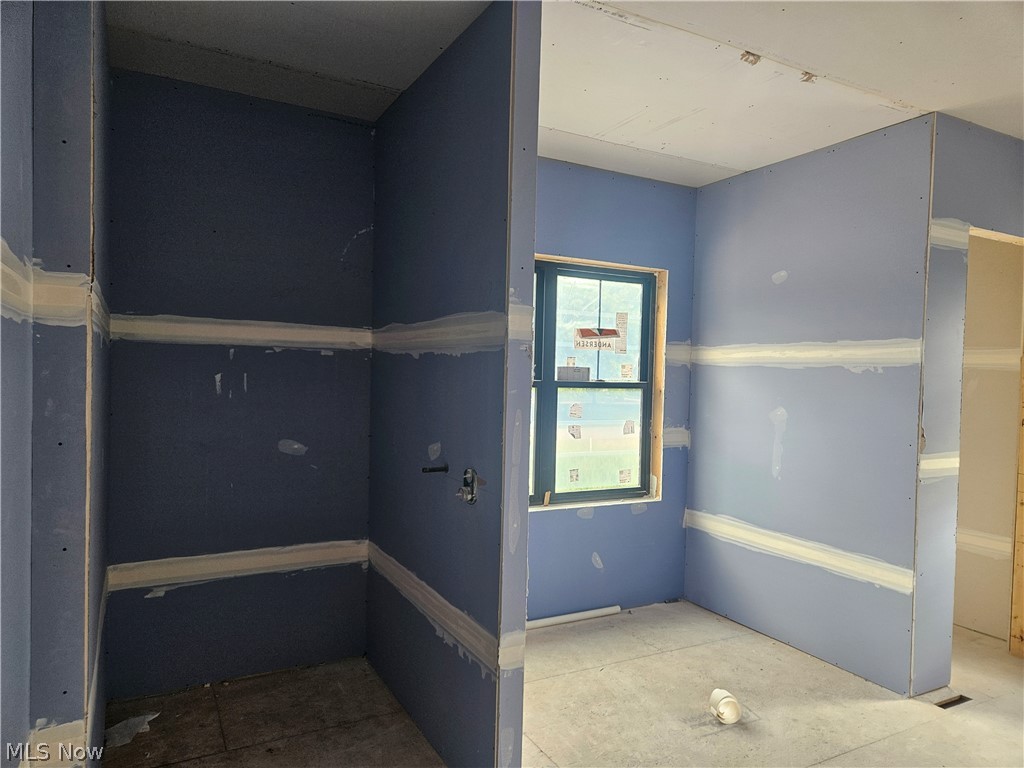 5272 Birkdale Street Nw Property Photo 8