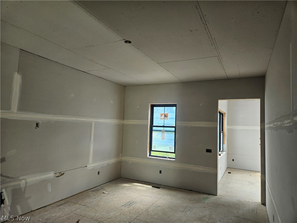 5272 Birkdale Street Nw Property Photo 10