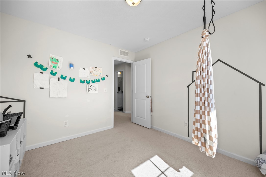 6034 Conneaut Light Property Photo 25