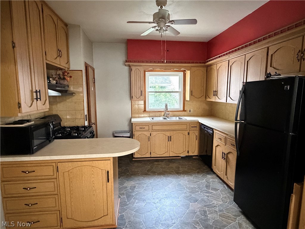 1040 W 18th Street Property Photo 17