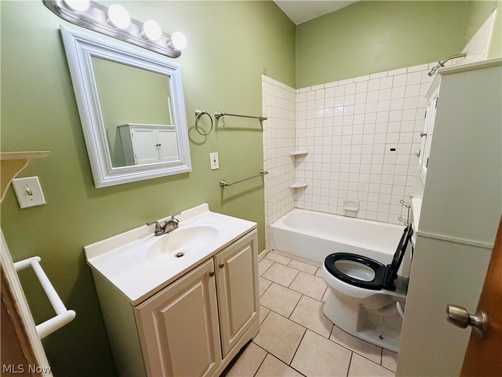 1040 W 18th Street Property Photo 23