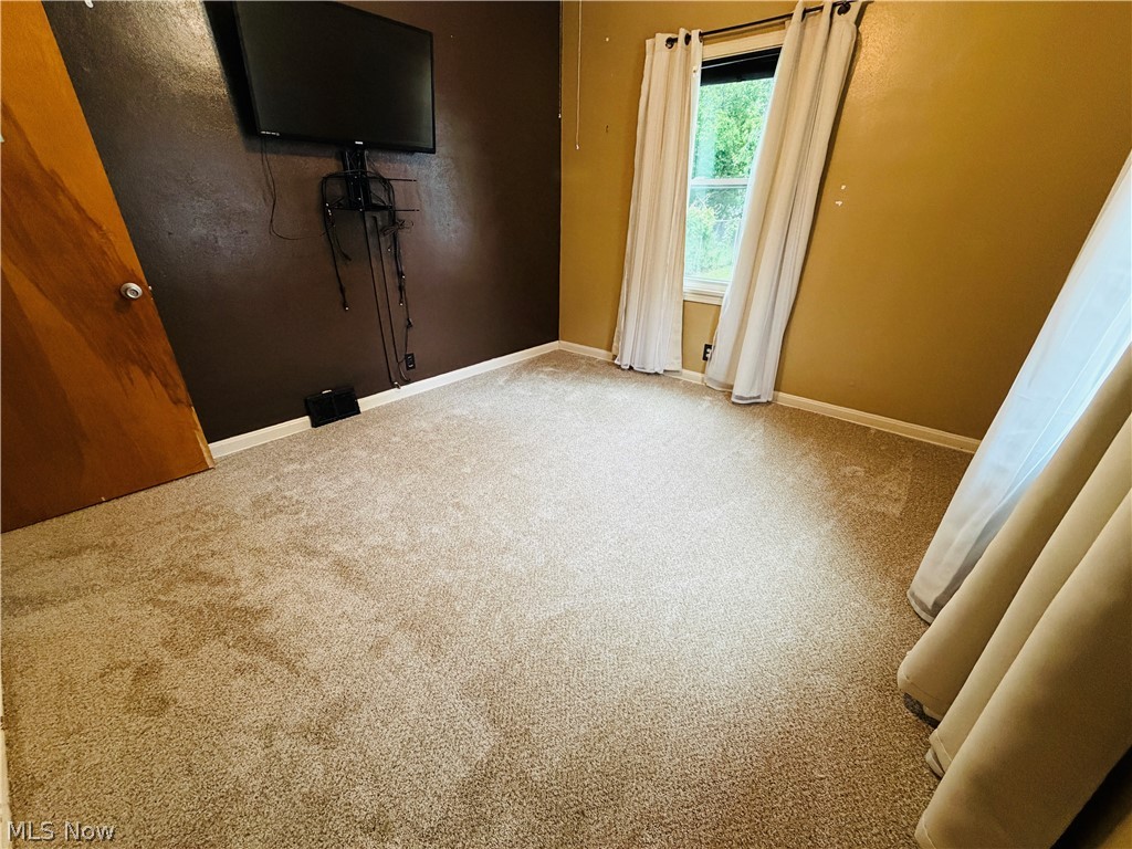 1040 W 18th Street Property Photo 33