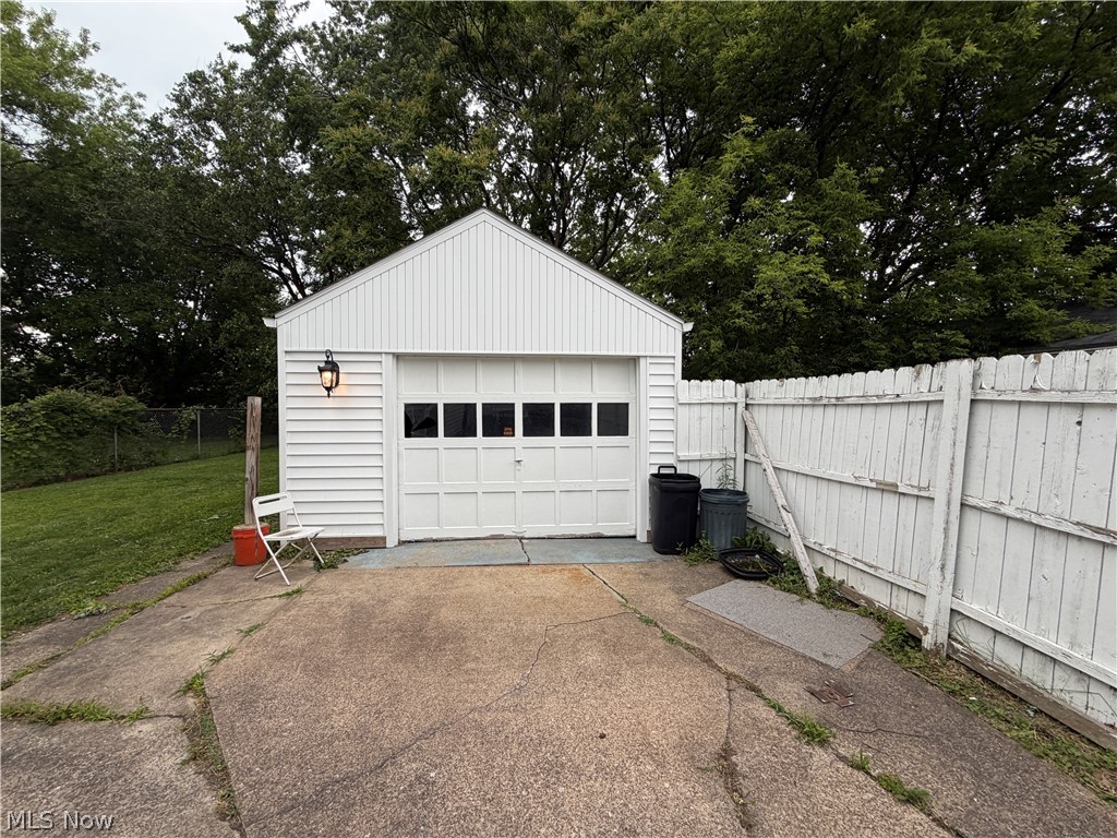 1040 W 18th Street Property Photo 38