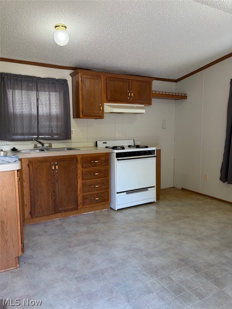 5411 N River Road W E11 Property Photo 4